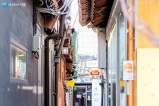 시간이 멈춘듯! 낙원상가 뒷골목과 익선동 한옥마을 | 서울시 - 내 손안에 서울 시간이 멈춘듯! 낙원상가 뒷골목과 익선동 한옥마을