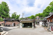 창덕궁 돌담길 따라, 원서동 골목 여행! | 서울시 - 내 손안에 서울 창덕궁 돌담길 따라, 원서동 골목 여행! 