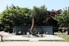 동작충효길 따라 걸으며 충효 정신 배워볼까? | 서울시 - 내 손안에 서울 동작충효길 따라 걸으며 충효 정신 배워볼까?