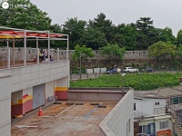 도서관에 숲을 옮겨왔다! 다산성곽도서관 | 서울시 - 내 손안에 서울 도서관에 숲을 옮겨왔다! 다산성곽도서관