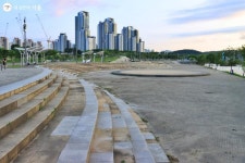 화려하고 우아한 빛이 가득! 반포한강공원 | 서울시 - 내 손안에 서울