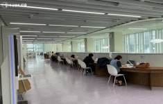 흑석동 까망돌도서관 < 공지사항(상세) < 새소식 | 서울문화포털......... 새소식 > 공지사항(상세) > 공연장부터 키즈카페까지? 흑석동 까망돌도서관