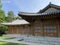 핫플 된 청와대! 취향대로 투어 코스 골라보세요 | 서울시 - 내 손안에 서울 핫플 된 청와대! 취향대로 투어 코스 골라보세요