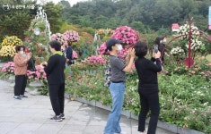 아쉬워 마요~ 정원박람회 예술정원 상시 전시된다! < 공지사항(상세)... 새소식 > 공지사항(상세) > 아쉬워 마요~ 정원박람회 예술정원 상시... 