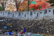 사계절 내내 걸어도 아름다운 길, 한양도성 남산 성곽길 | 서울시 - 내 손안에 서울 사계절 내내 걸어도 아름다운 길, 한양도성 남산 성곽길