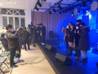 요즘 뜨는 공연장 석촌호수 아뜰리에에서 다함께 들썩들썩! | 서울시 - 내 손안에 서울 요즘 뜨는 공연장 석촌호수 아뜰리에에서 다함께... 