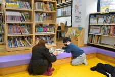한 주에 한 권 도전! 책 읽기 딱 좋은 숲속 도서관 추천 | 서울시 - 내 손안에 서울 한 주에 한 권 도전! 책 읽기 딱 좋은 숲속 도서관 추천