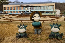 달콤한 딸기 향에 몸도 마음도 힐링~ 도심 속 스마트팜 체험 | 서울시 - 내 손안에 서울