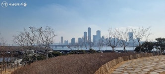 옛 당인리발전소에 공원이? 한강뷰 명소 마포새빛문화숲 | 서울시 - 내 손안에 서울 옛 당인리발전소에 공원이? 한강뷰 명소 마포새빛문화숲