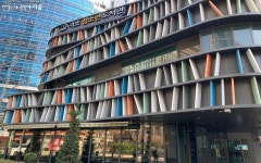 3D프린트, VR도 해보는 서초청소년도서관 < 보도자료(상세) < 새소식 | 서울문화포털......  새소식 > 보도자료(상세) > 도서관이야? 체험관이야?... 