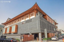 전국에서 가장 큰 규모 약재시장이 서울에! 서울약령시장 | 서울시 - 내 손안에 서울 전국에서 가장 큰 규모 약재시장이 서울에! 서울약령시장