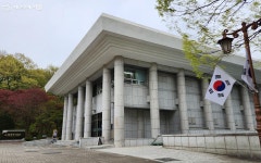 민주주의 꽃피운 4･19혁명을 기억하며... | 서울시 - 내 손안에 서울 민주주의 꽃피운 4･19혁명을 기억하며...