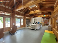 발 닿는 곳마다 이야깃거리 풍성, 연인과 함께 걸어볼까? | 서울시 - 내 손안에 서울 발 닿는 곳마다 이야깃거리 풍성, 연인과 함께 걸어볼까? 