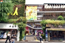 뉴트로가 트렌드인 지금, 인사동은 어느 때보다도 핫하다! | 서울시 - 내 손안에 서울 뉴트로가 트렌드인 지금, 인사동은 어느 때보다도 핫하다!