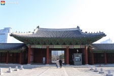음악 공연 무료로 즐기고, 경희궁 돌아보는 산책 코스 추천해요!... | 서울시 - 내 손안에 서울 음악 공연 무료로 즐기고, 경희궁 돌아보는 산책... 