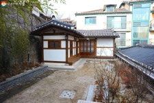주말엔 한옥으로! 북촌·서촌 나들이 필수 코스, 바로 이곳 | 서울시 - 내 손안에 서울 주말엔 한옥으로! 북촌·서촌 나들이 필수 코스, 바로 이곳