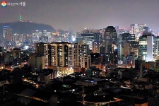 봄밤, 따뜻한 바람 머금고 광희문 달빛로드 시간여행을 떠나다... 내 손안에 서울 봄밤, 따뜻한 바람 머금고 광희문 달빛로드 시간여행을 떠나다