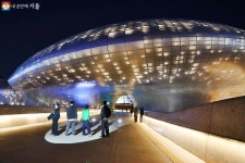 잊지 못할 추억 가득 DDP 10주년 생일 파티 다녀왔습니다! | 서울시 - 내 손안에 서울 잊지 못할 추억 가득 DDP 10주년 생일 파티... 