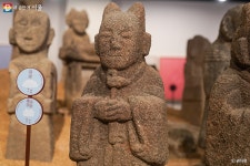 엄마, 돌이 재밌는 건지 처음 알았어요! 볼거리 풍성 옛돌박물관 | 서울시 - 내 손안에 서울 엄마, 돌이 재밌는 건지 처음 알았어요! 볼거리... 