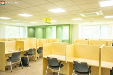 지역 주민들에게 인기 최고! 새롭게 단장한 강남일원독서실 | 서울시 - 내 손안에 서울 지역 주민들에게 인기 최고! 새롭게 단장한 강남일원독서실