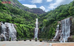 동양 최대 규모 인공폭포 바라보며 즐길 수 있는 물놀이장 어디? | 서울시 - 내 손안에 서울 동양 최대 규모 인공폭포 바라보며 즐길 수 있는... 