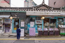 붙잡고 싶은 가을! 골목마다 감성 가득한 서촌 산책 | 서울시 - 내 손안에 서울 붙잡고 싶은 가을! 골목마다 감성 가득한 서촌 산책