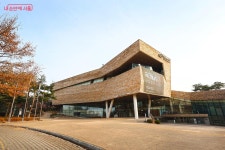 한성백제백물관에서 들어요 | 서울시 - 내 손안에 서울 백제인이 들려주는 1,500년 전 이야기! 한성백제백물관에서 들어요