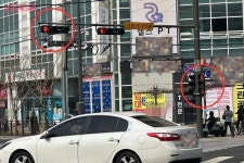 언제 바뀌나… 답답했던 신호등은 안녕~ 적색 잔여시간 확인해요!... | 서울시 - 내 손안에 서울 언제 바뀌나… 답답했던 신호등은 안녕~ 적색... 