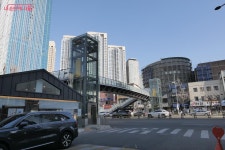 봄이 시작하는 길목, 뚜벅뚜벅 떠나는 용산역 도보 여행기 | 서울시 - 내 손안에 서울 봄이 시작하는 길목, 뚜벅뚜벅 떠나는 용산역 도보 여행기