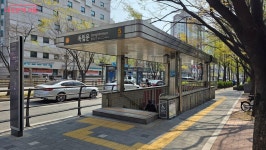 초보자도 OK! 안산 나들이 코스…등산 후 시장에서 분식까지~ | 서울시 - 내 손안에 서울 초보자도 OK! 안산 나들이 코스…등산 후 시장에서... 