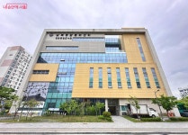 남북이 하나 되는 공간 남북통합문화센터 5주년 축제 현장 | 서울시 - 내 손안에 서울 남북이 하나 되는 공간 남북통합문화센터 5주년 축제 현장 