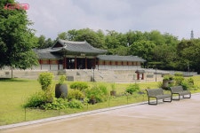 찾으셨나요? 광화문광장·경희궁의 기분좋은 변화들 | 서울시 - 내 손안에 서울 찾으셨나요? 광화문광장·경희궁의 기분좋은 변화들