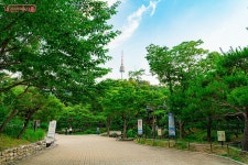 남산골한옥마을로 특별한 시간여행 | 서울시 - 내 손안에 서울 2394년에 열리는 타임캡슐? 남산골한옥마을로 특별한 시간여행