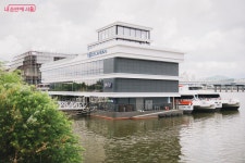 한강 노을로 물든 퇴근길이 기대돼! 한강버스 직접 타보니 | 서울시 - 내 손안에 서울 한강 노을로 물든 퇴근길이 기대돼! 한강버스 직접 타보니