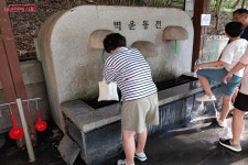 서울에 이런 계곡이?! 지하철 내려서 10분, 수락산 벽운계곡 | 서울시 - 내 손안에 서울 서울에 이런 계곡이?! 지하철 내려서 10분, 수락산 벽운계곡