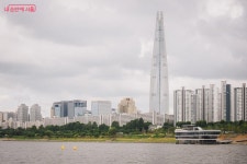 한강 노을로 물든 퇴근길이 기대돼! 한강버스 직접 타보니 | 서울시 - 내 손안에 서울 한강 노을로 물든 퇴근길이 기대돼! 한강버스 직접 타보니