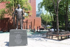 일제강점기에 닫혔던 공간, 시민 품으로! 서울광장~환구단~경희궁 | 서울시 - 내 손안에 서울 일제강점기에 닫혔던 공간, 시민 품으로! 서울광장... 