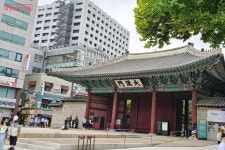 고궁 산책하기 딱 좋은 요즘! 특별 관람권으로 알뜰하게~ | 서울시 - 내 손안에 서울 고궁 산책하기 딱 좋은 요즘! 특별 관람권으로 알뜰하게~