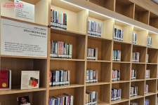숲을 품은 도서관에서 과학·자연·책이 만나다 강동숲속도서관 | 서울시 - 내 손안에 서울 숲을 품은 도서관에서 과학·자연·책이 만나다... 