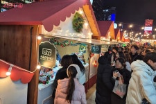 2025 서울윈터페스타 개막 현장 | 서울시 - 내 손안에 서울 빛과 K-컬처로 물든 광화문 일대! 2025 서울윈터페스타 개막 현장