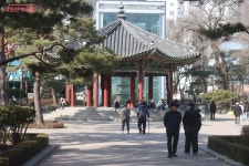 덕수궁에서 탑골공원까지, 1919년 3·1운동의 시간을 걷다 | 서울시 - 내 손안에 서울 덕수궁에서 탑골공원까지, 1919년 3·1운동의 시간을 걷다