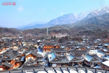 서울의 숨은 설경 명소! 은평한옥마을에서 보낸 고요한 하루 | 서울시 - 내 손안에 서울 서울의 숨은 설경 명소! 은평한옥마을에서 보낸 고요한 하루