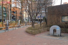 그럴 땐 아리수 음수대 찾아요! | 서울시 - 내 손안에 서울 운동하러 나왔는데 생수를 깜빡? 그럴 땐 아리수 음수대 찾아요!