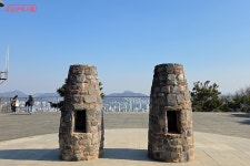 금빛 사찰 수국사 구경하고 봉산 산책까지 | 서울시 - 내 손안에 서울 이색 나들이 코스 추천! 금빛 사찰 수국사 구경하고 봉산 산책까지