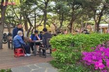 황톳길부터 느린정원까지, 장안근린공원 | 서울시 - 내 손안에 서울 동네 공원이 이렇게 좋았나? 황톳길부터 느린정원까지, 장안근린공원