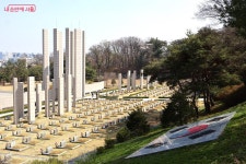 4·19 민주묘지부터 시의회 본관까지…4·19 혁명의 숨결 따라 걷는 길 | 서울시 - 내 손안에 서울 4·19 민주묘지부터 시의회 본관까지…4·19... 
