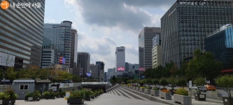 사람 중심, 숲 중심으로 변할 광화문광장을 기대하며… | 서울시 - 내 손안에 서울 사람 중심, 숲 중심으로 변할 광화문광장을 기대하며… 