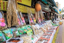[사진] 자꾸 건강해지는 기분이야! 서울약령시장 > 내 손안에 서울 > 서울이야기 > 시민소통 > 정보소통광장