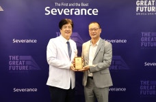 구창회 대기이에스티(주) 대표 5억원, 의료원 발전기부금 | 세브란스 후원