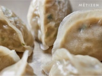 김도윤 셰프의 손맛을 집에서 쓱! 한식의 깊이를 담은 밀냉면 & 녹두만두 - 함께하면 더 맛있는 즐거움 메티즌 - 함께하면 더 맛있는 즐거움